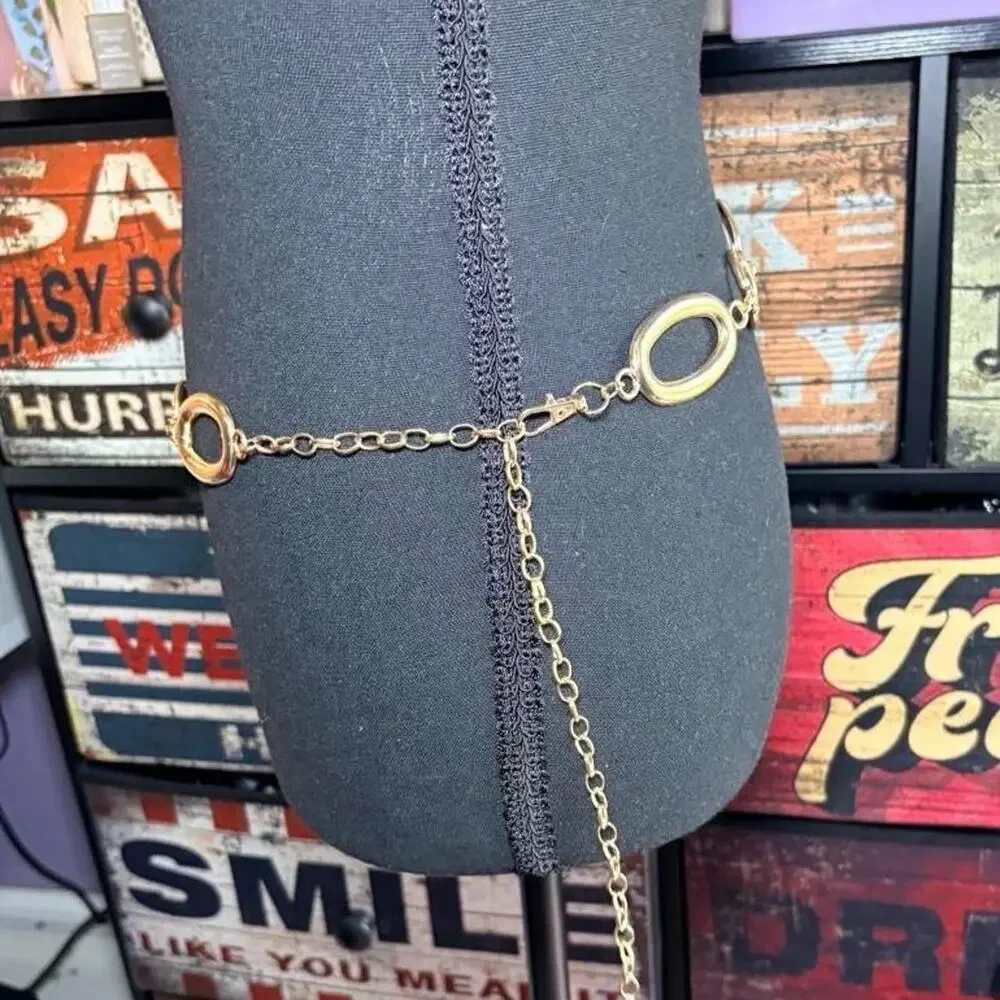 Gold-tone chain belt with oval and circular links y2k minimalist glam boho